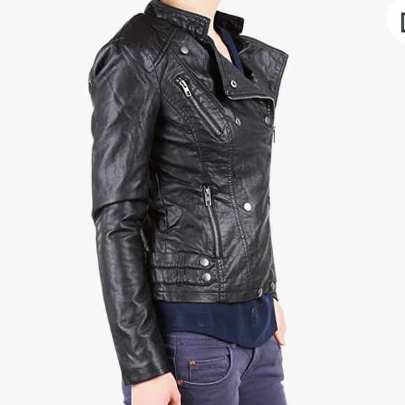 🛍 2/$25 ONLY Vegan Leather Moto Jacket - Picture 3 of 14
